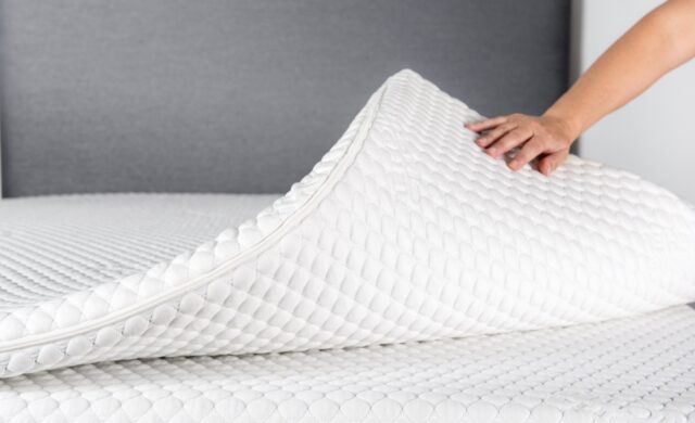 sur matelas a memoire de forme literie michel